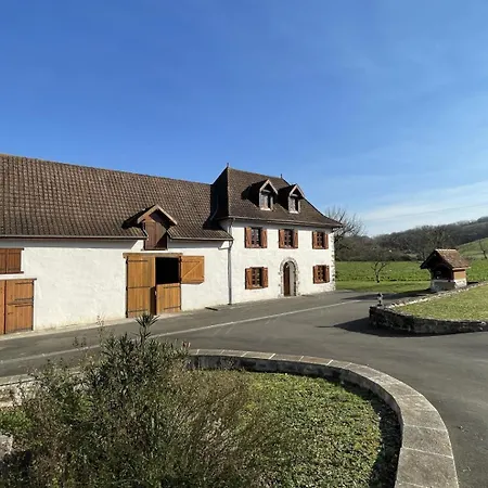 בית נופש Loustaou Osserain-Rivareyte