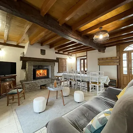 Loustaou בית נופש Osserain-Rivareyte