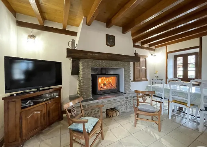 Loustaou بيت للعطل