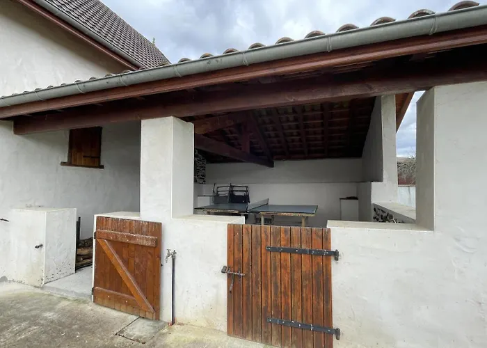 Loustaou بيت للعطل