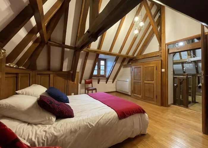 بيت للعطل Loustaou